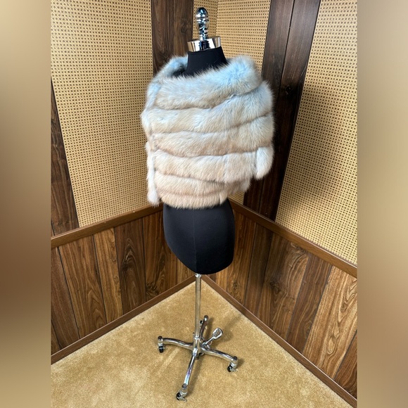 NORMAN AMBROSE 15" DYED SKY BLUE RUSSIAN SABLE FUR BOLERO JACKET COAT MEDIUM - Picture 4 of 16